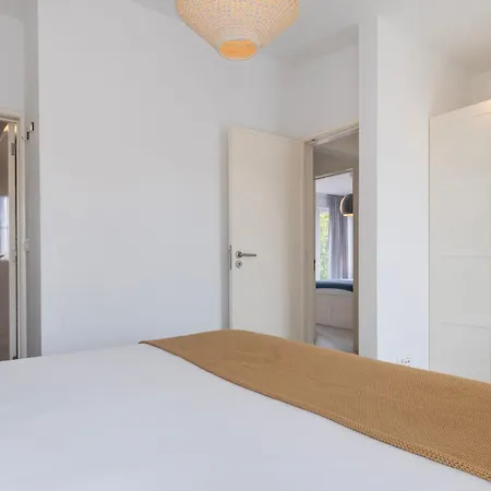 Carcavelos Sunny Retreat By Lovelystay Exterior photo