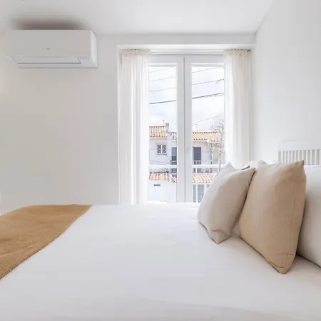 Carcavelos Sunny Retreat By Lovelystay Exterior photo