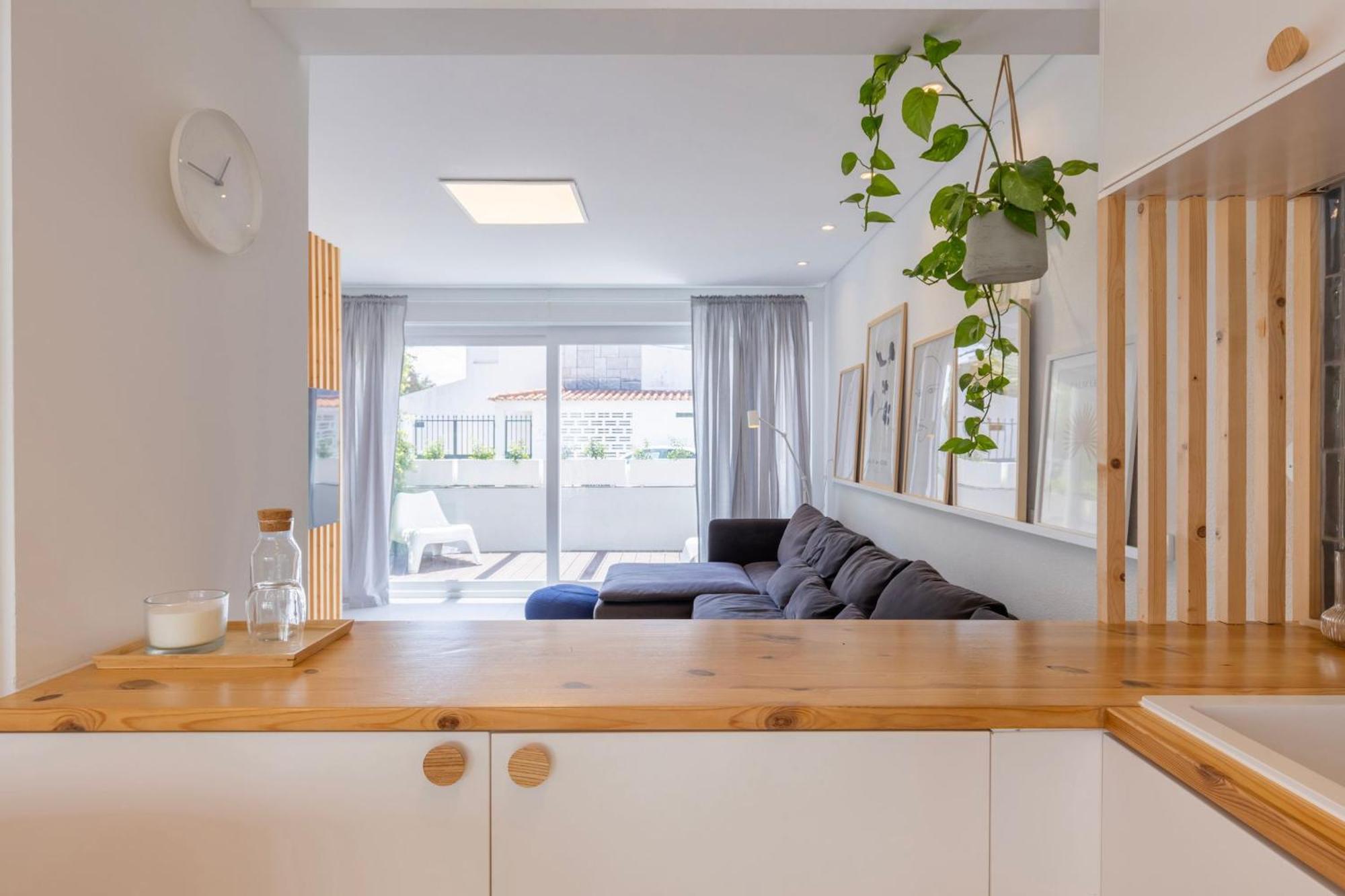 Carcavelos Sunny Retreat By Lovelystay Apartment