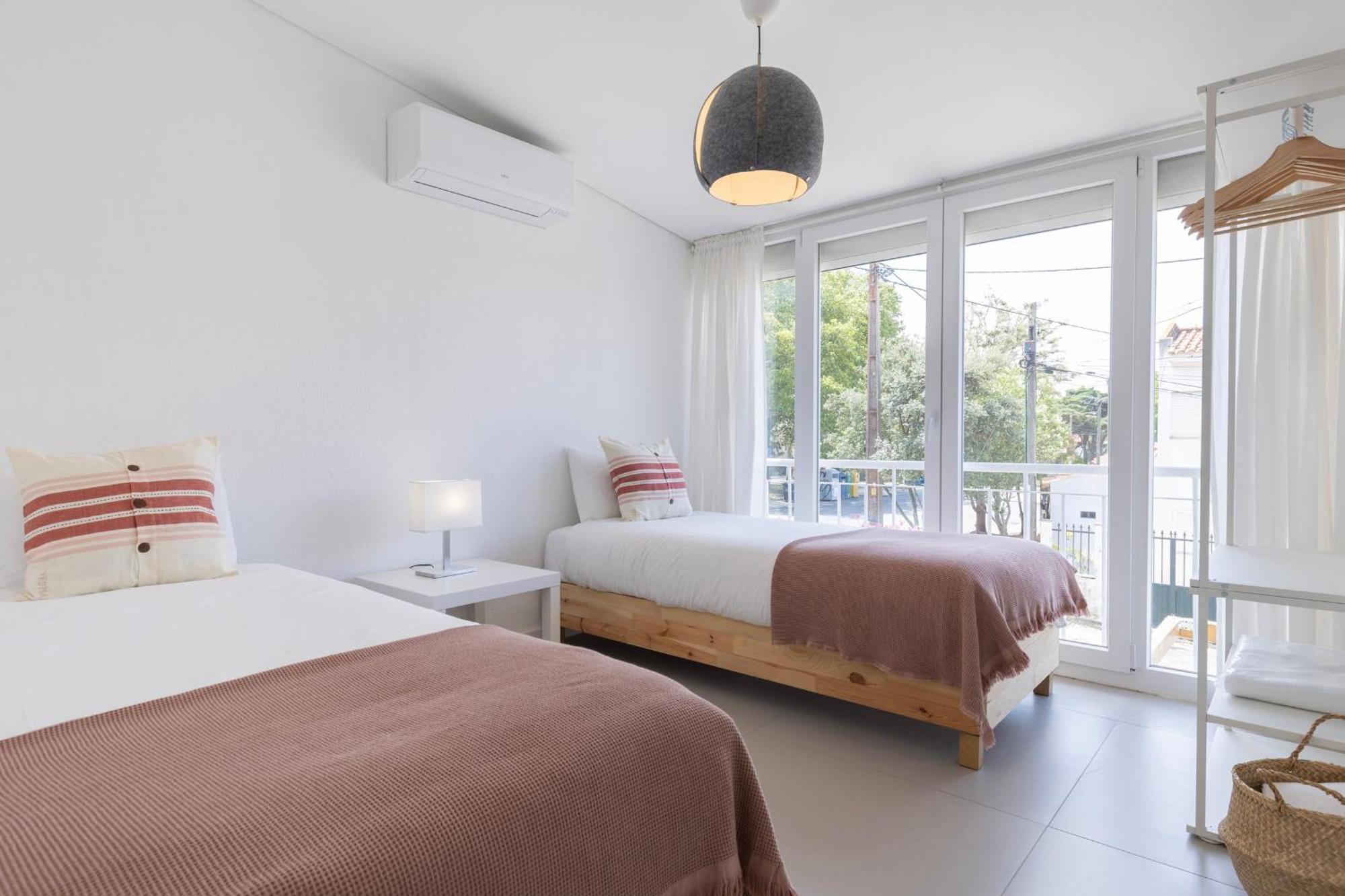 Apartment Carcavelos Sunny Retreat By Lovelystay Carcavelos (Lisbon)