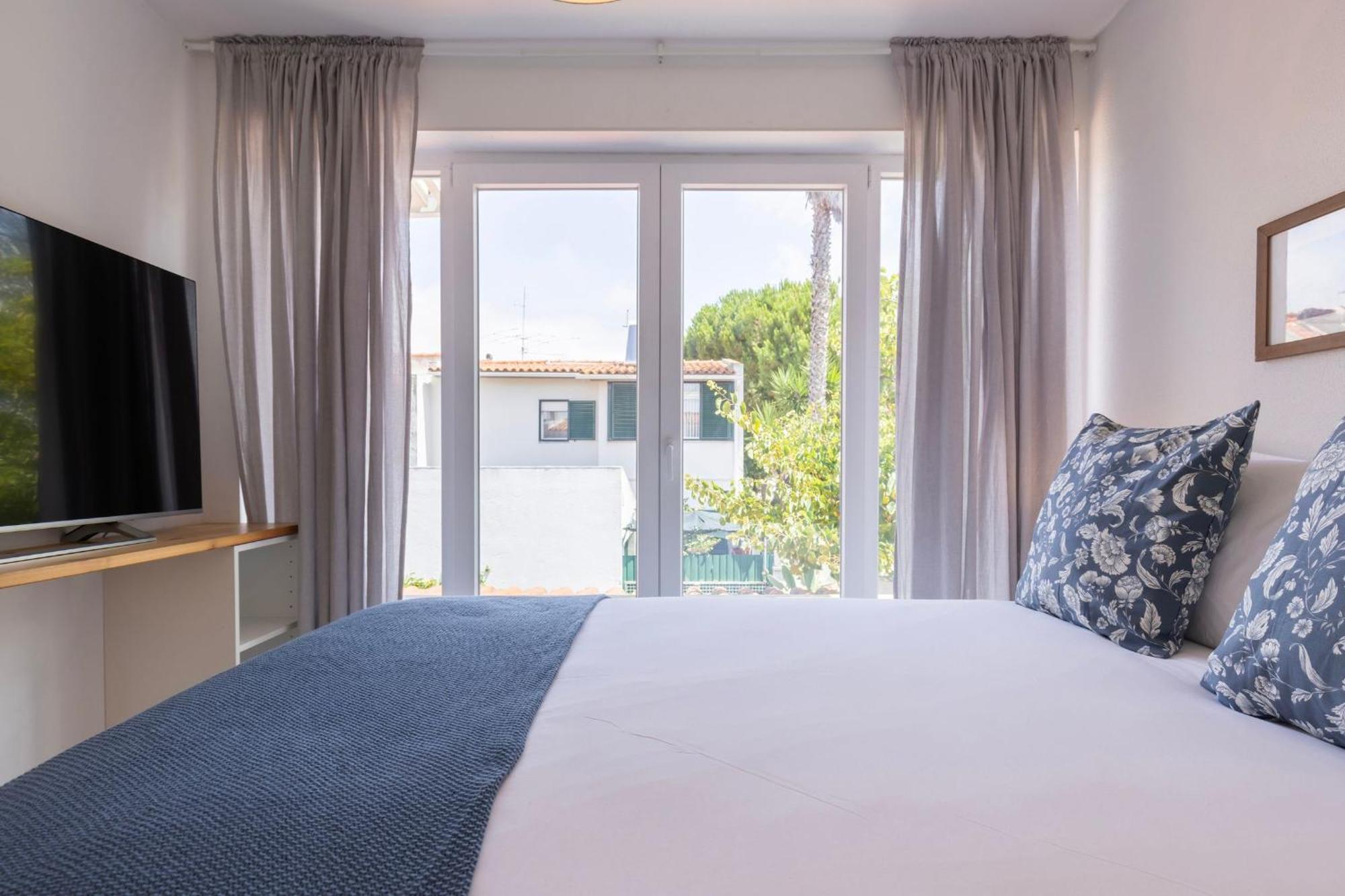 Carcavelos Sunny Retreat By Lovelystay Apartment *